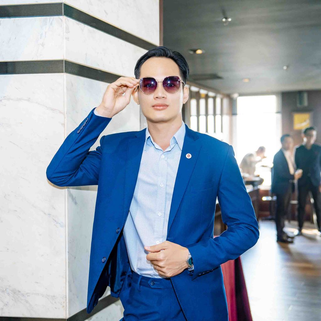 Image #1 from Lam Van Chum