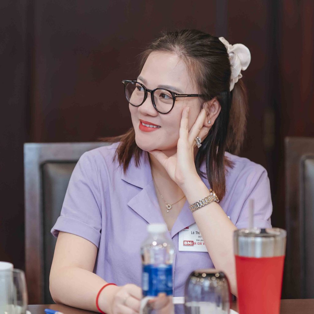 Image #1 from Thu Nguyet