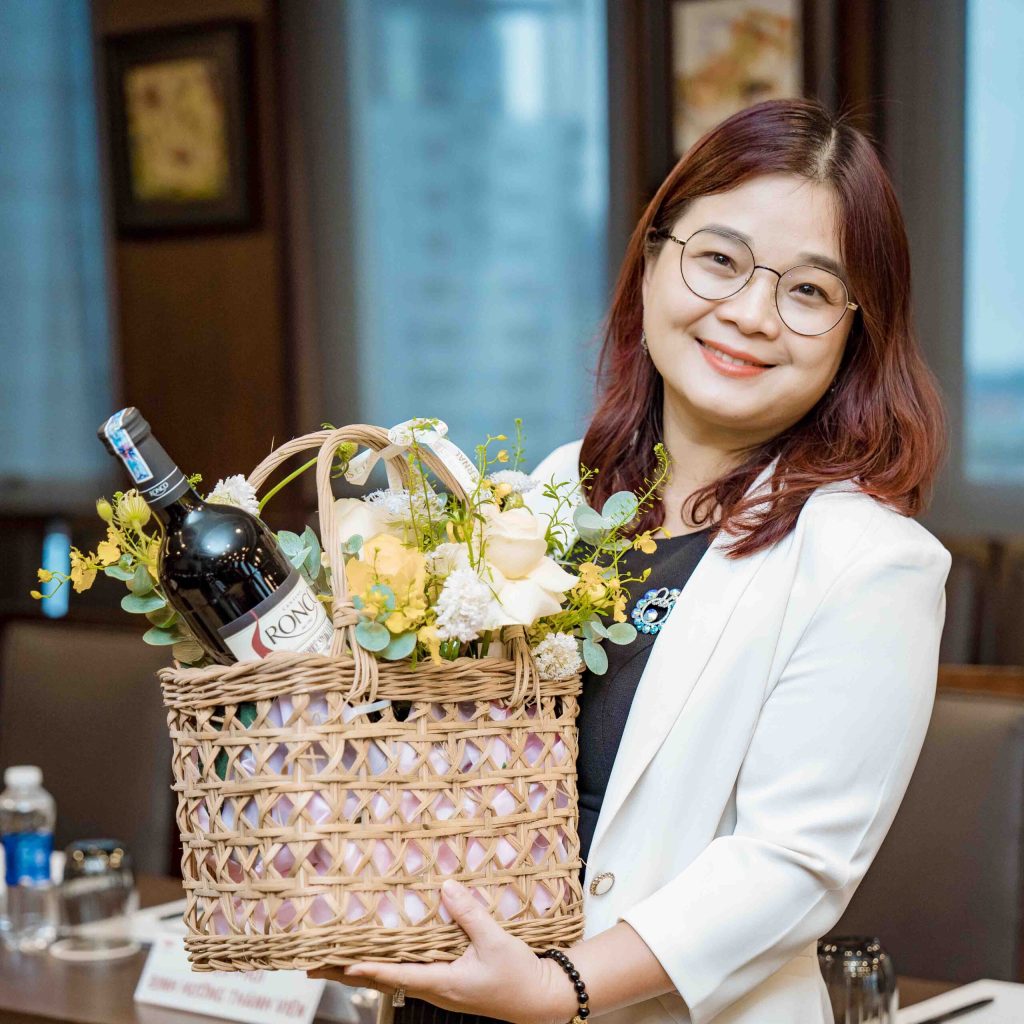 Image #1 from Nguyen Thi Hong Tiem