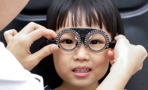 deo kinh can sai do anh huong nhu the nao