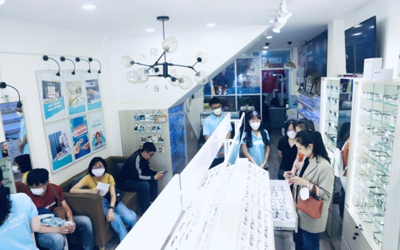 Cửa hàng Mắt kính NAM QUANG