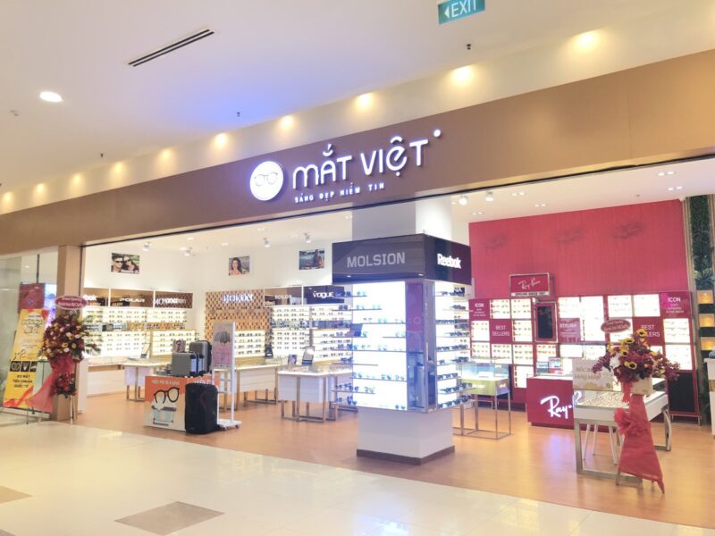 Mắt kính Mắt Việt