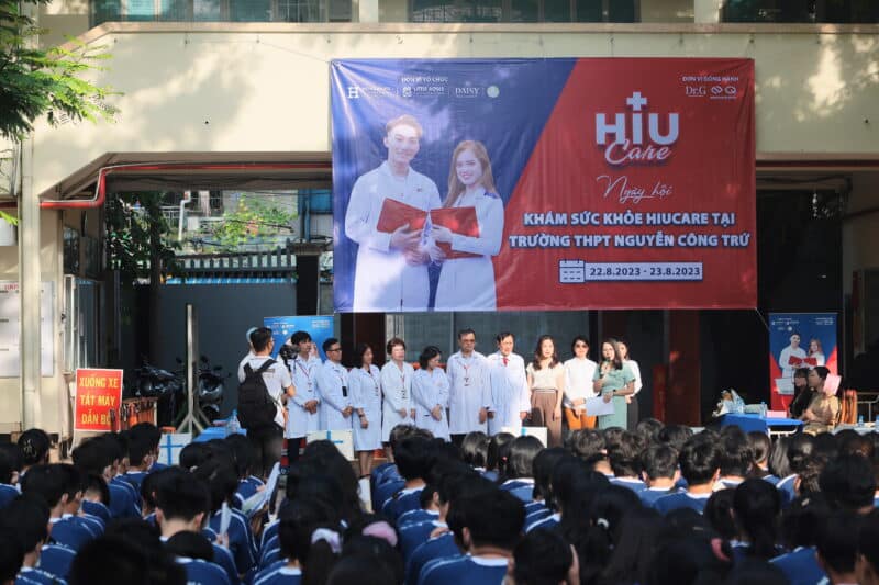 Khám sức khỏe HiuCare tại THPT Nguyễn Công Trứ