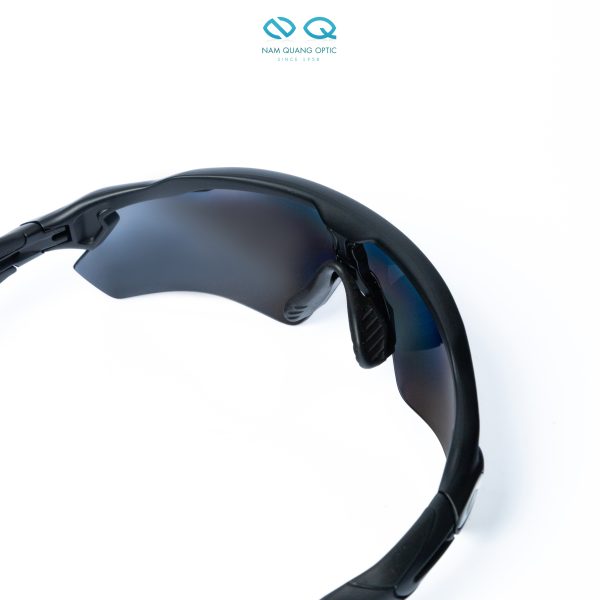 KÍNH MÁT OAKLEY 0OO9208_92085138