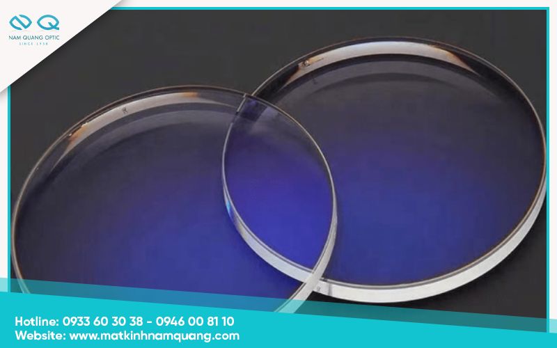 So-sanh-trong-kinh-zeiss-va-essilor-11 Essilor Eyezen™