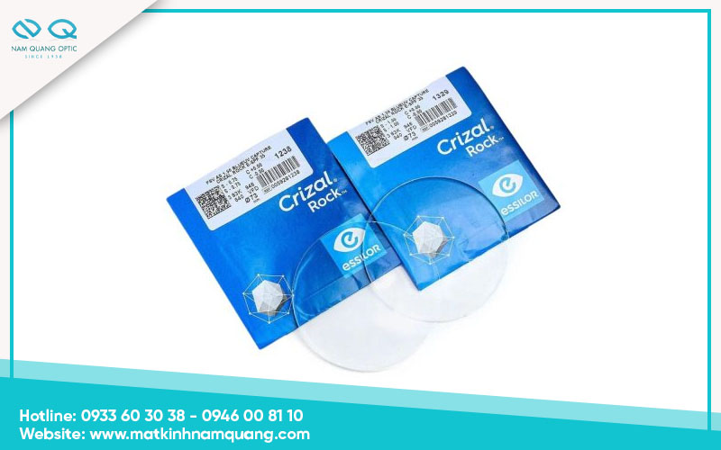 So-sanh-trong-kinh-zeiss-va-essilor-2 Tròng kính Essilor