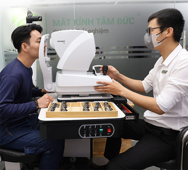 Mắt Kính Tâm Đức