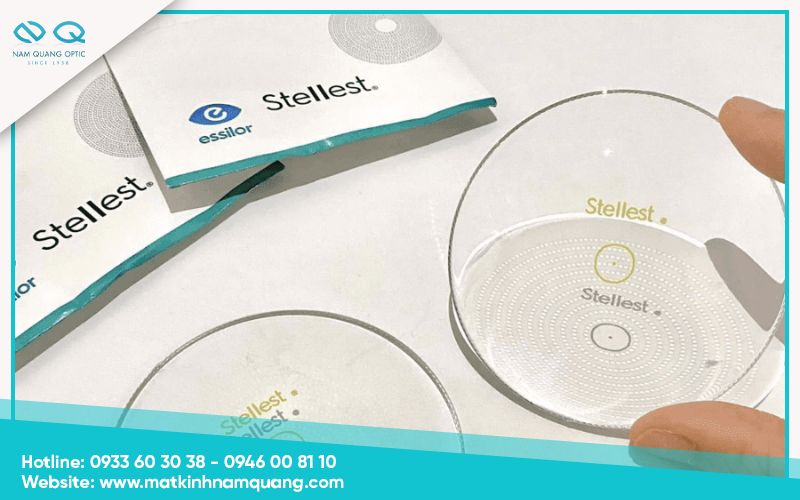 Đánh giá tròng kính Essilor