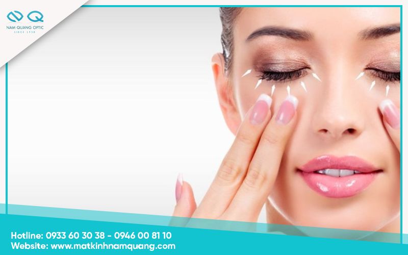Cách massage mắt giảm nếp nhăn