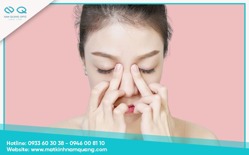 Cach-massage-mat-tai-nha-11 Massage quanh mắt giúp thư giãn