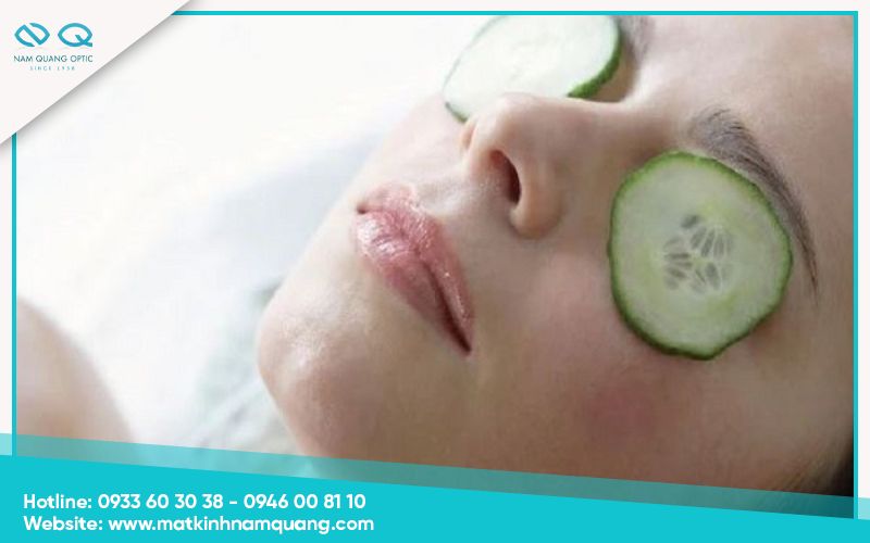 Cach-tri-dau-mat-han-hieu-qua-9 Đắp dưa chuột