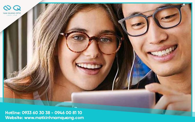 Đổi sang sử dụng tròng kính thường khi cần thiết