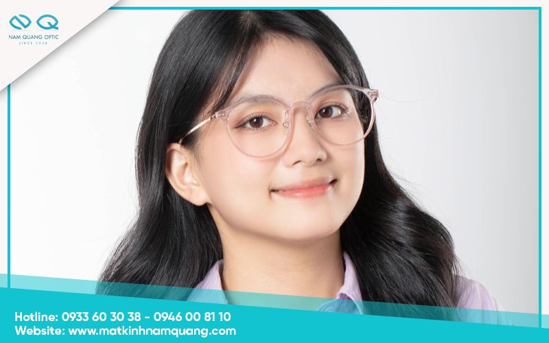 Lưu ý khi chọn mắt kính cho người mũi tẹt