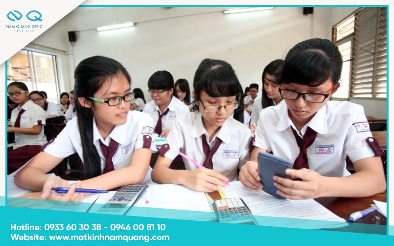 Tác hại của cận thị học đường đến sức khỏe và học tập