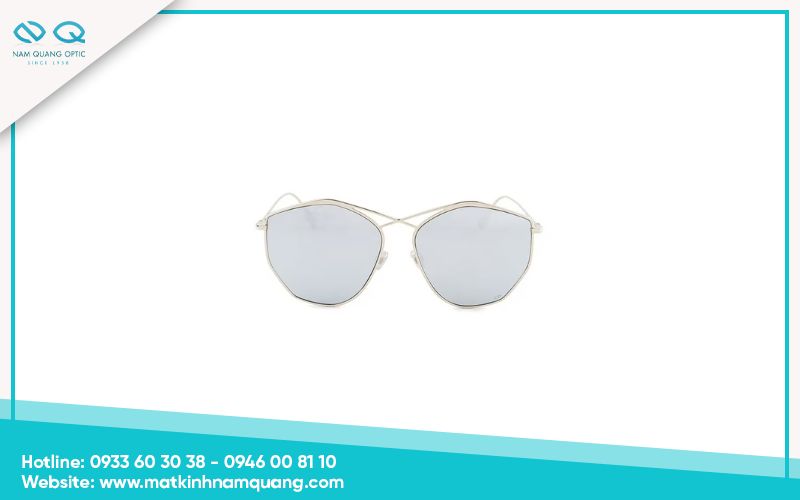 DiorStellaire Cat Eye