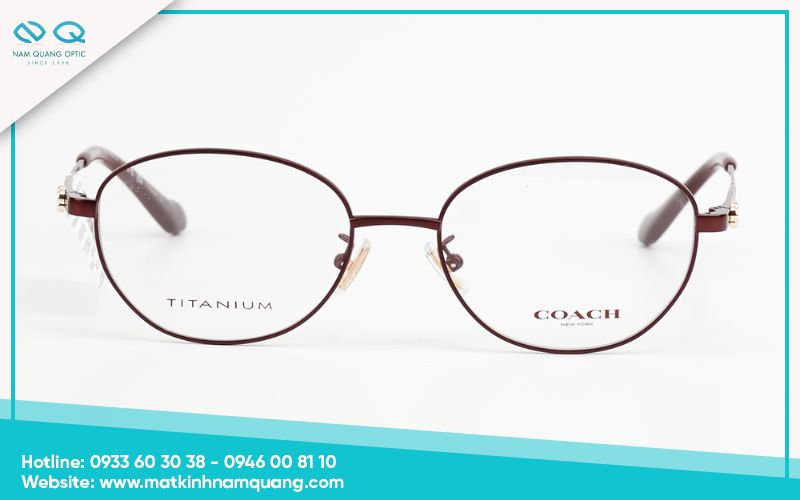 Mau-mat-kinh-tron-gong-den-3 Kính tròn gọng đen dáng bầu