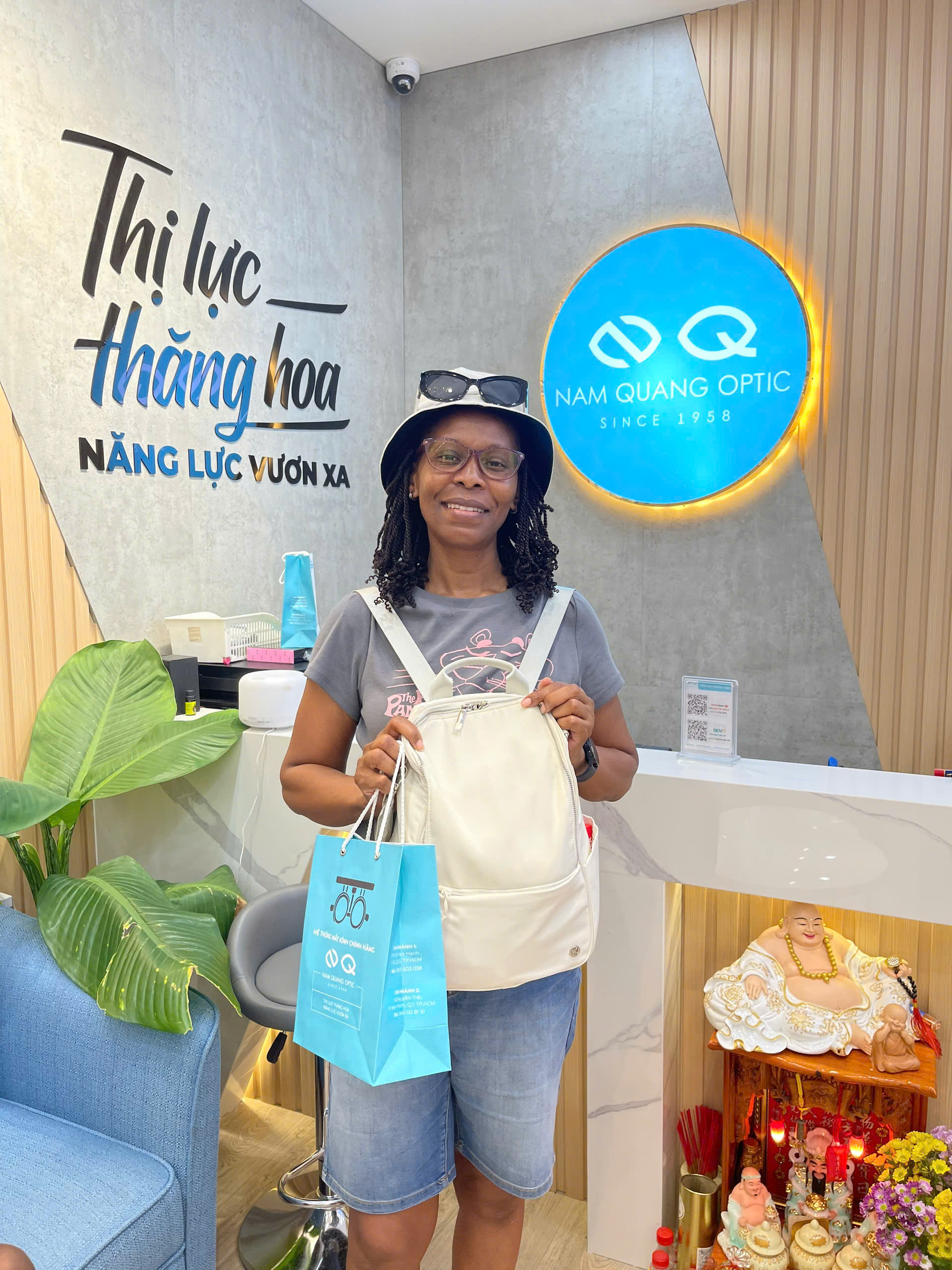 Khách quốc tế check in Nam Quang