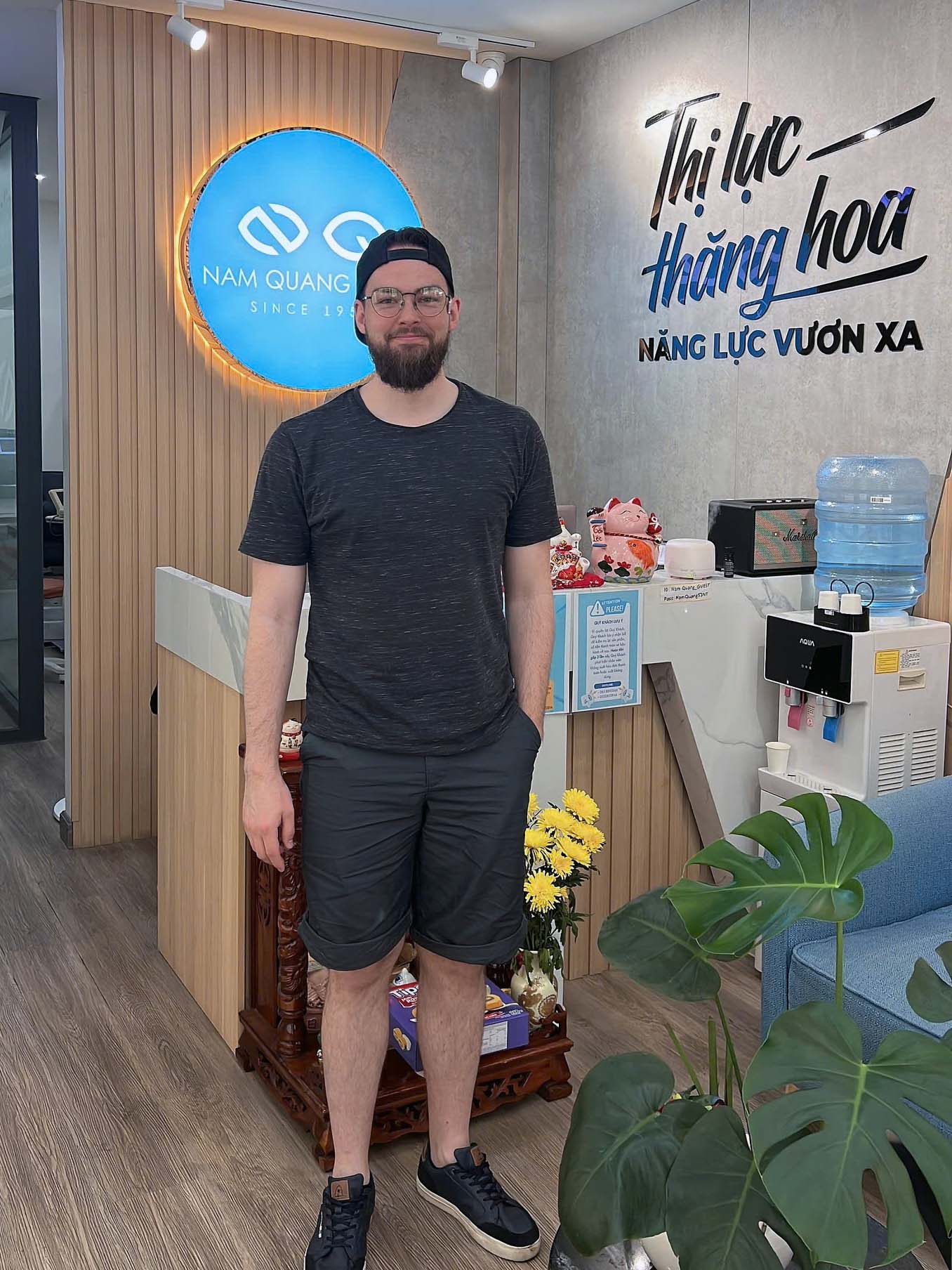 Khách quốc tế check in Nam Quang