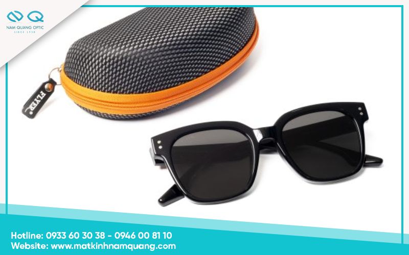 Kính râm nam Oversized