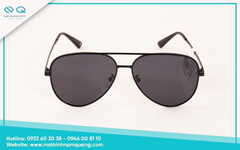Kính râm nam dạng Aviator