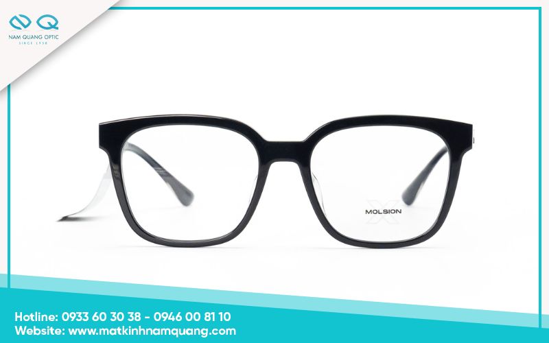 Chọn gọng kính theo màu da sáng tông lạnh