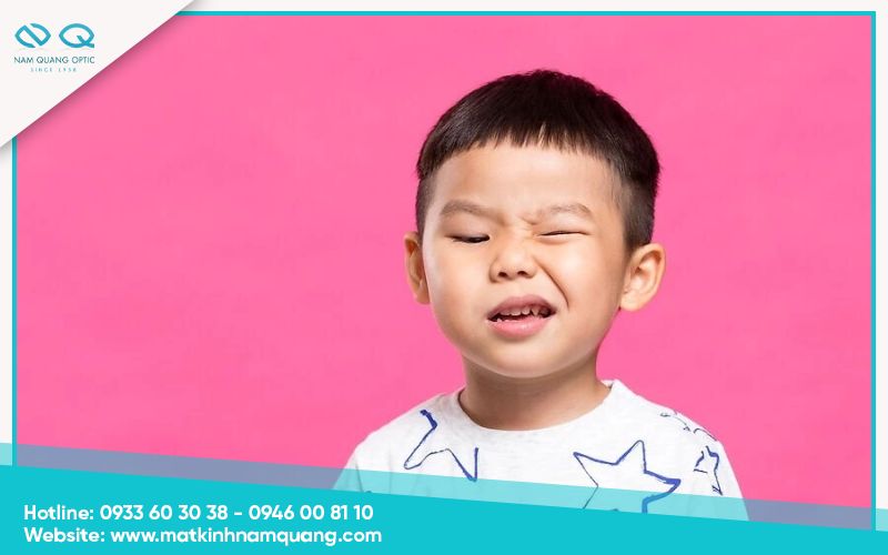 Hiện tượng nháy mắt nhiều ở trẻ em là gì?