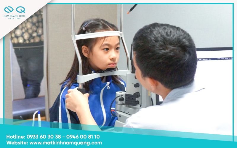 Chẩn đoán nguyên nhân gây bệnh nháy mắt ở trẻ em