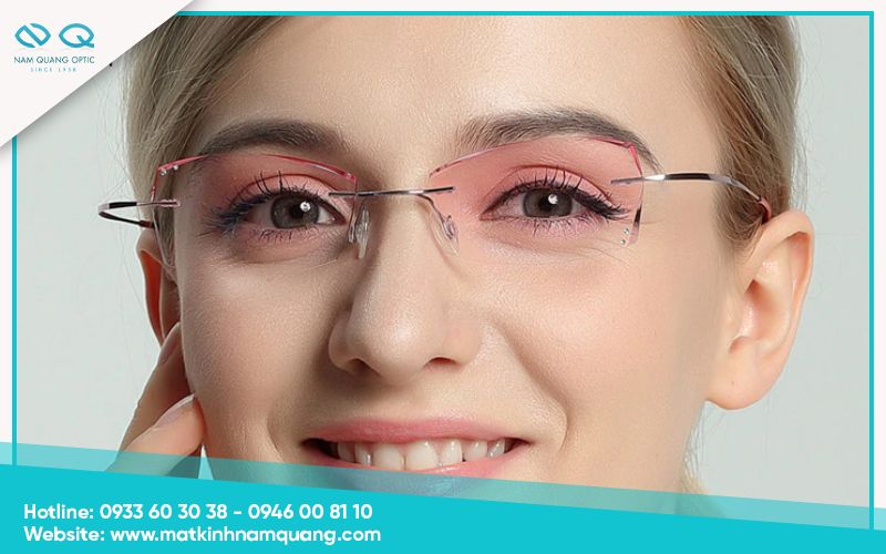 Gọng titan Nhật Bản dành cho nữ