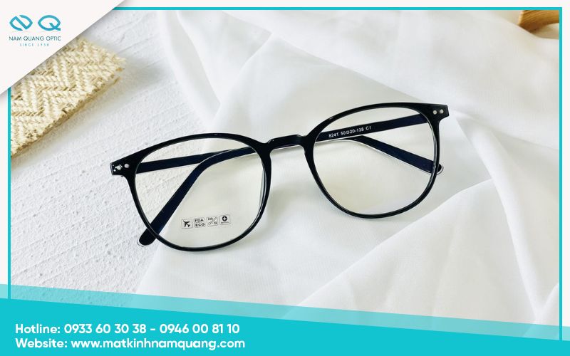 Gong-kinh-vuong-han-quoc-5 Gọng kính vuông bầu