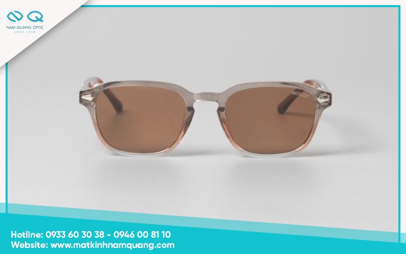 Các tiêu chí khi mua kính mát thời trang cho người lớn tuổi