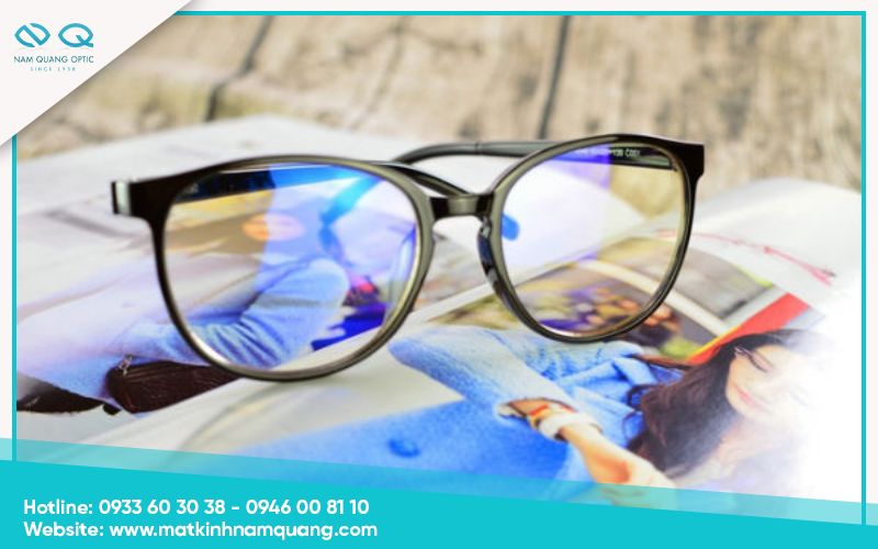 Các loại tròng kính cận chống ánh sáng xanh​ tốt nhất 2026