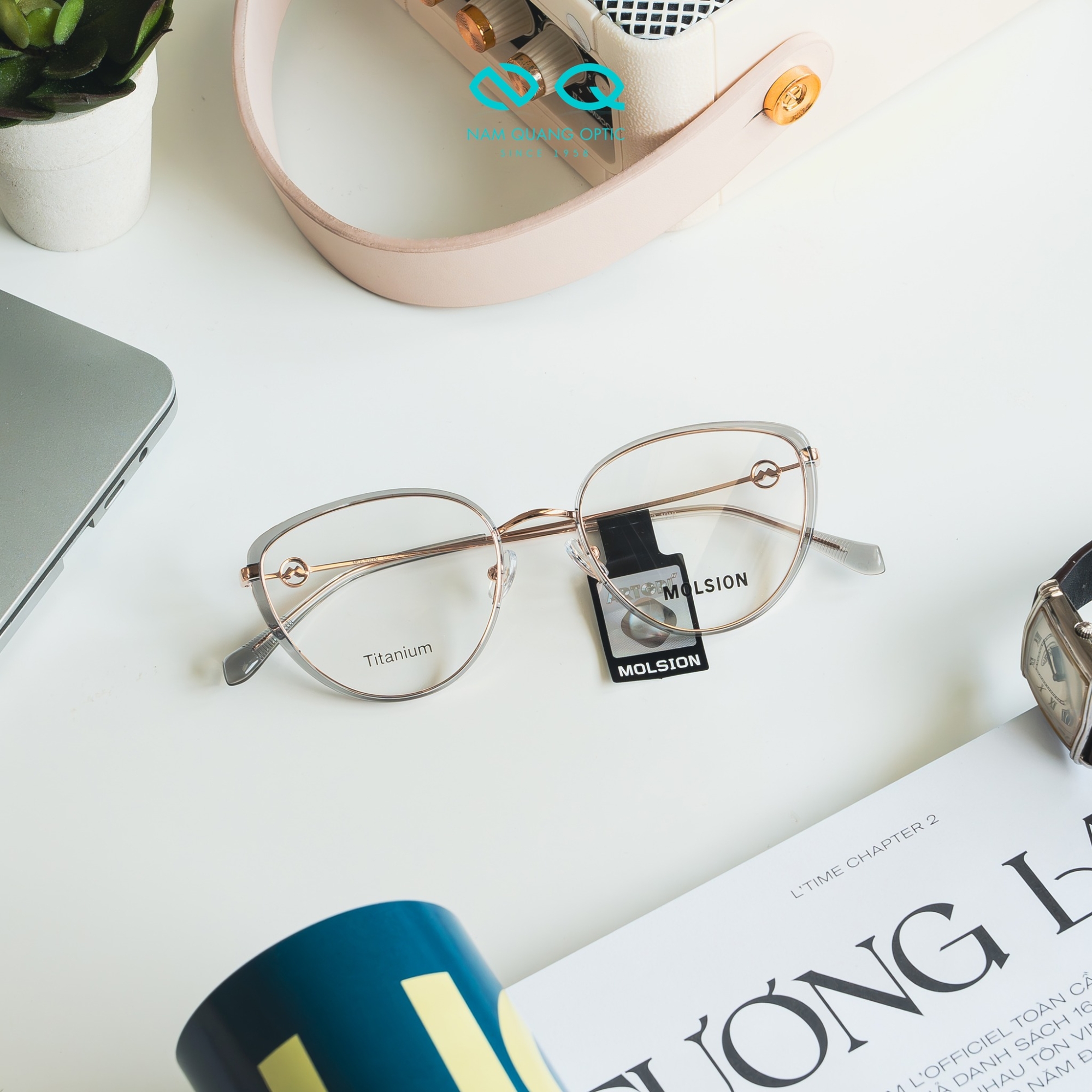 Gọng kính mắt mèo thiết kế bản to ấn tượng