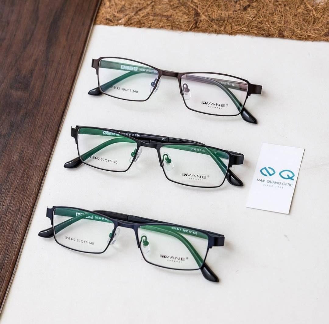 Gọng kính kim loại chữ nhật