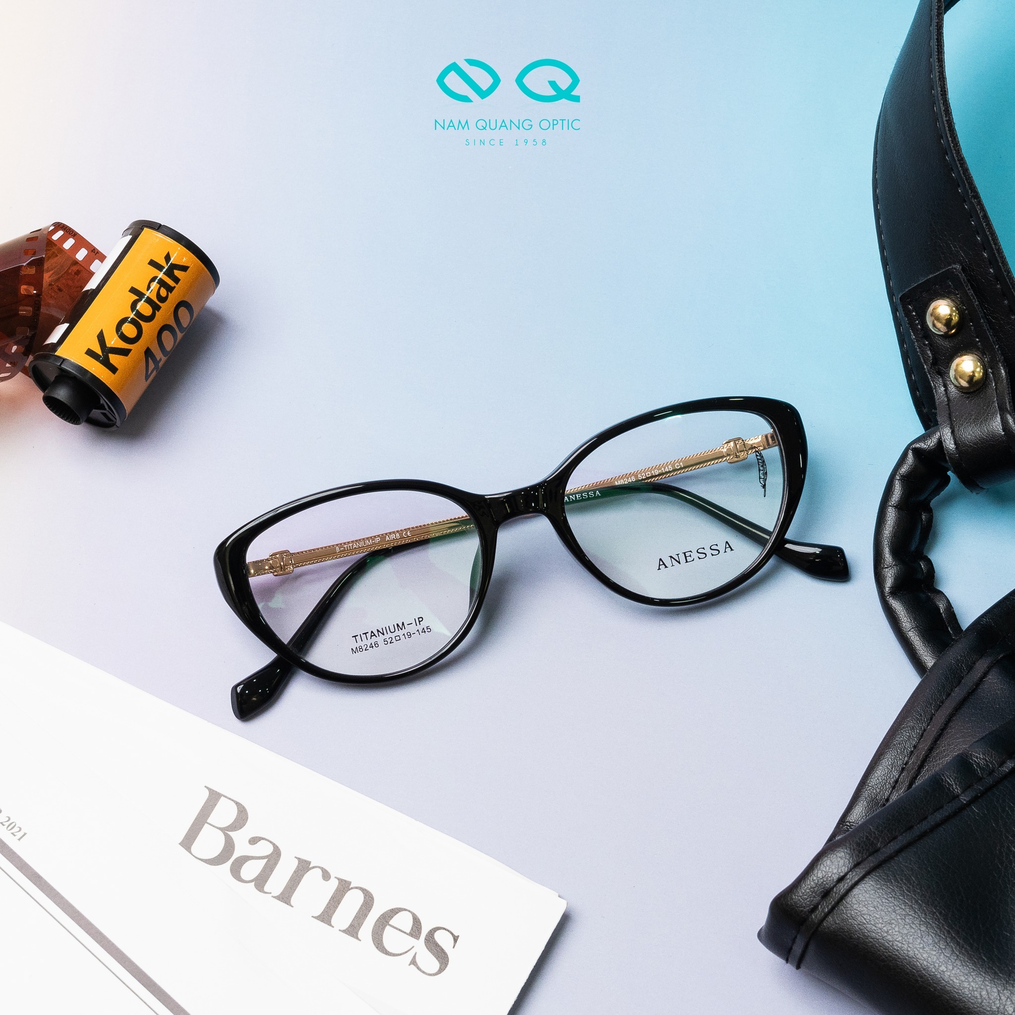 Gọng kính titan mắt mèo