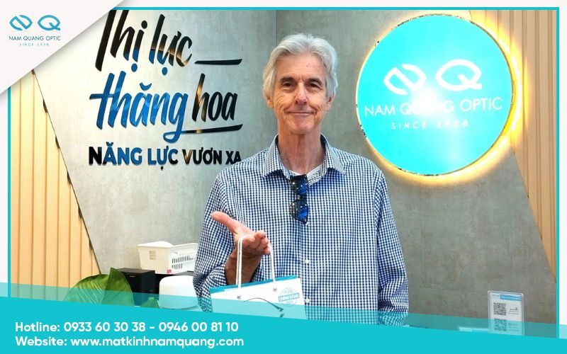 kính mát nam vuông