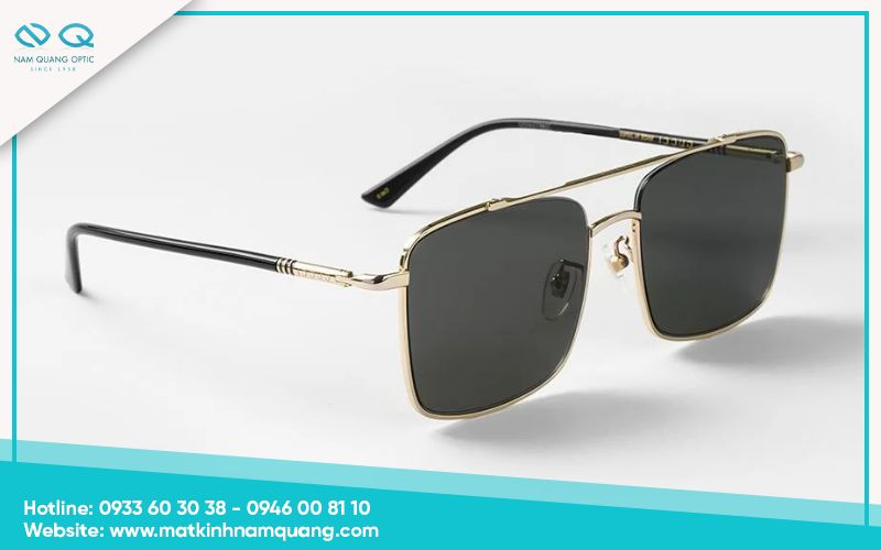 Kính mát nam vuông gọng kim loại
