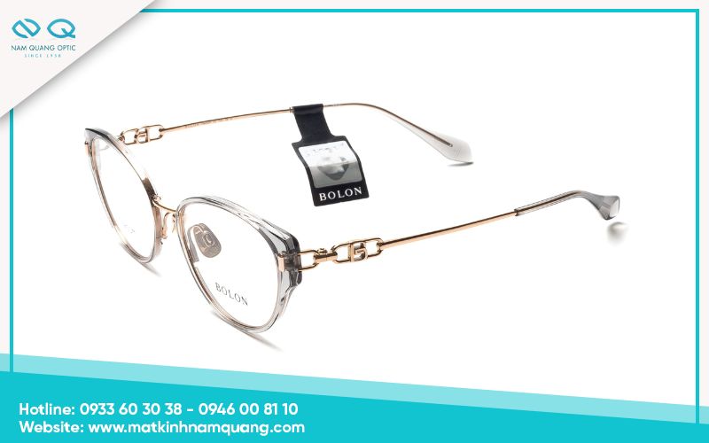 Mắt kính gọng mắt mèo