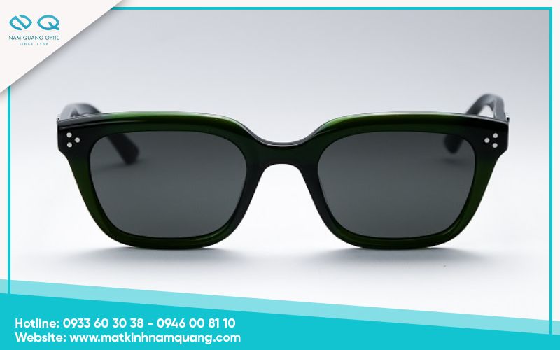 Ram-can-50 Tròng kính mát có độ cận