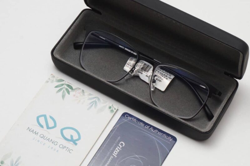 Người sử dụng máy tính và thiết bị kỹ thuật số nhiều