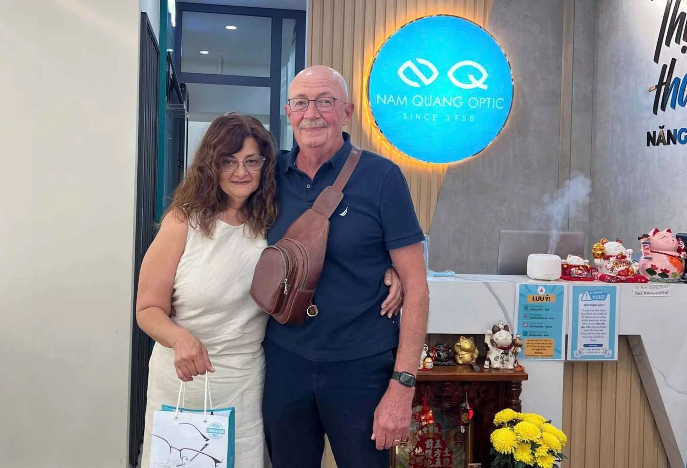 Tourists are introduced to the Nam Quang eyewear brand by their friends.