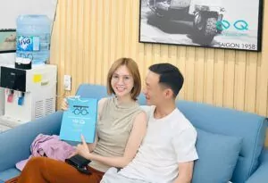 Tourists may be able to choose thinner, more comfortable lenses depending on prescription strength and daily use