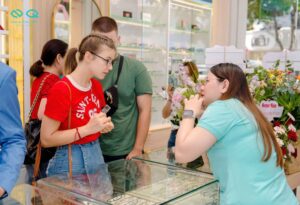 Fast glasses repair for travelers in District 1 Ho Chi Minh City